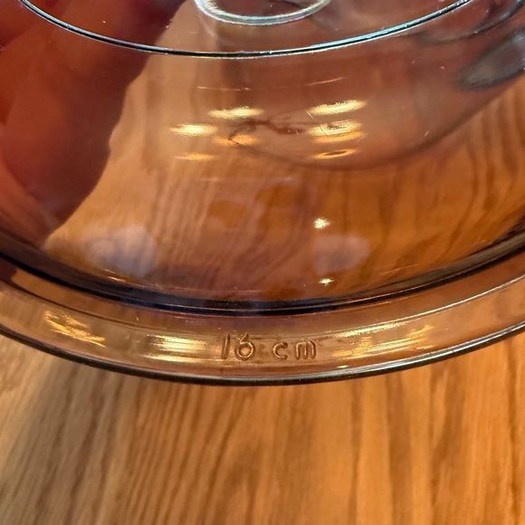 Vintage Corning Ware Amber Glass Saucepan with Lid - Picture 5 of 10